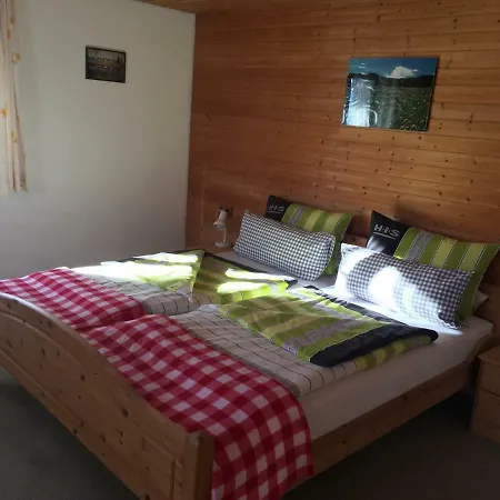 Zum Bergbauer Apartament Mittenwald